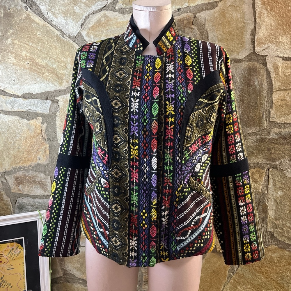 Multicoloured Patterned Jacket With A Boho Vibe - image 1